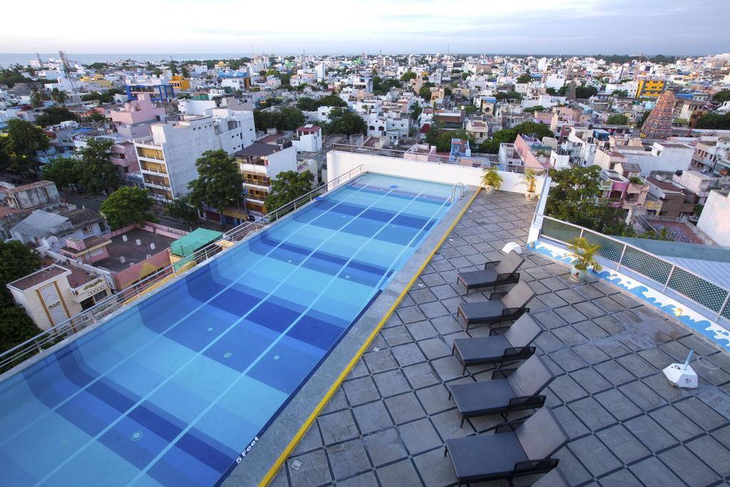 Hotel Atithi Pondicherry Esterno foto