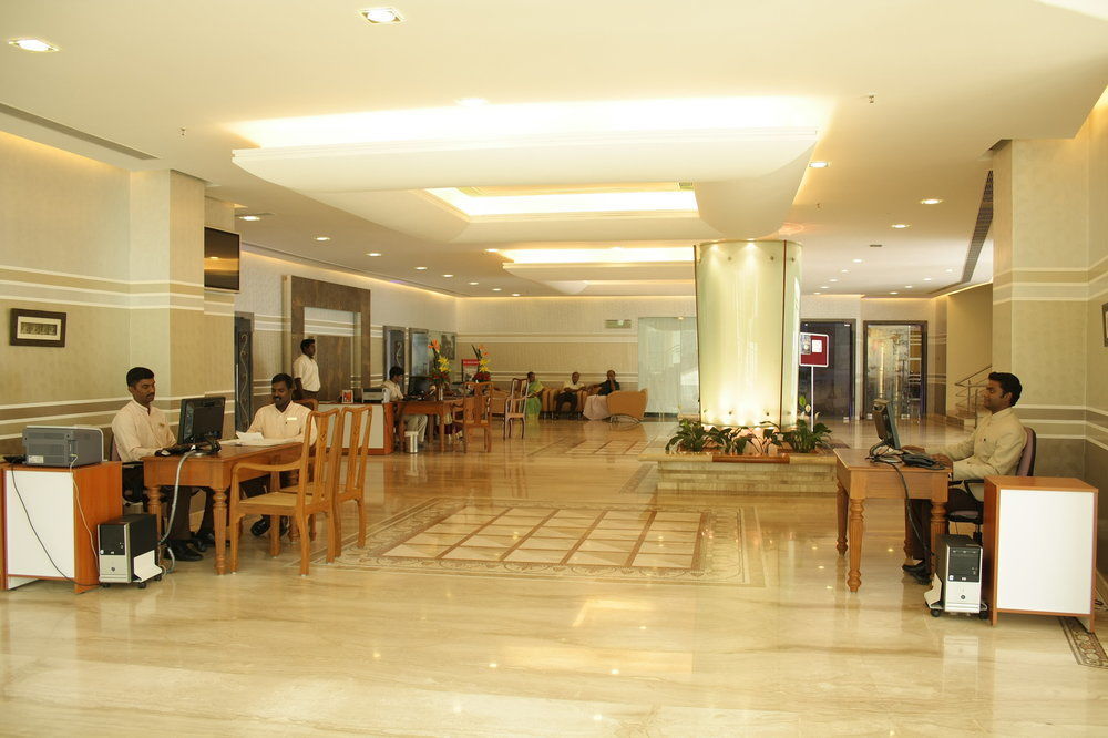 Hotel Atithi Pondicherry Esterno foto