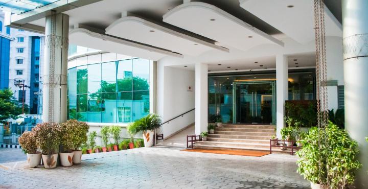 Hotel Atithi Pondicherry Esterno foto