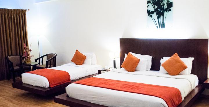 Hotel Atithi Pondicherry Esterno foto